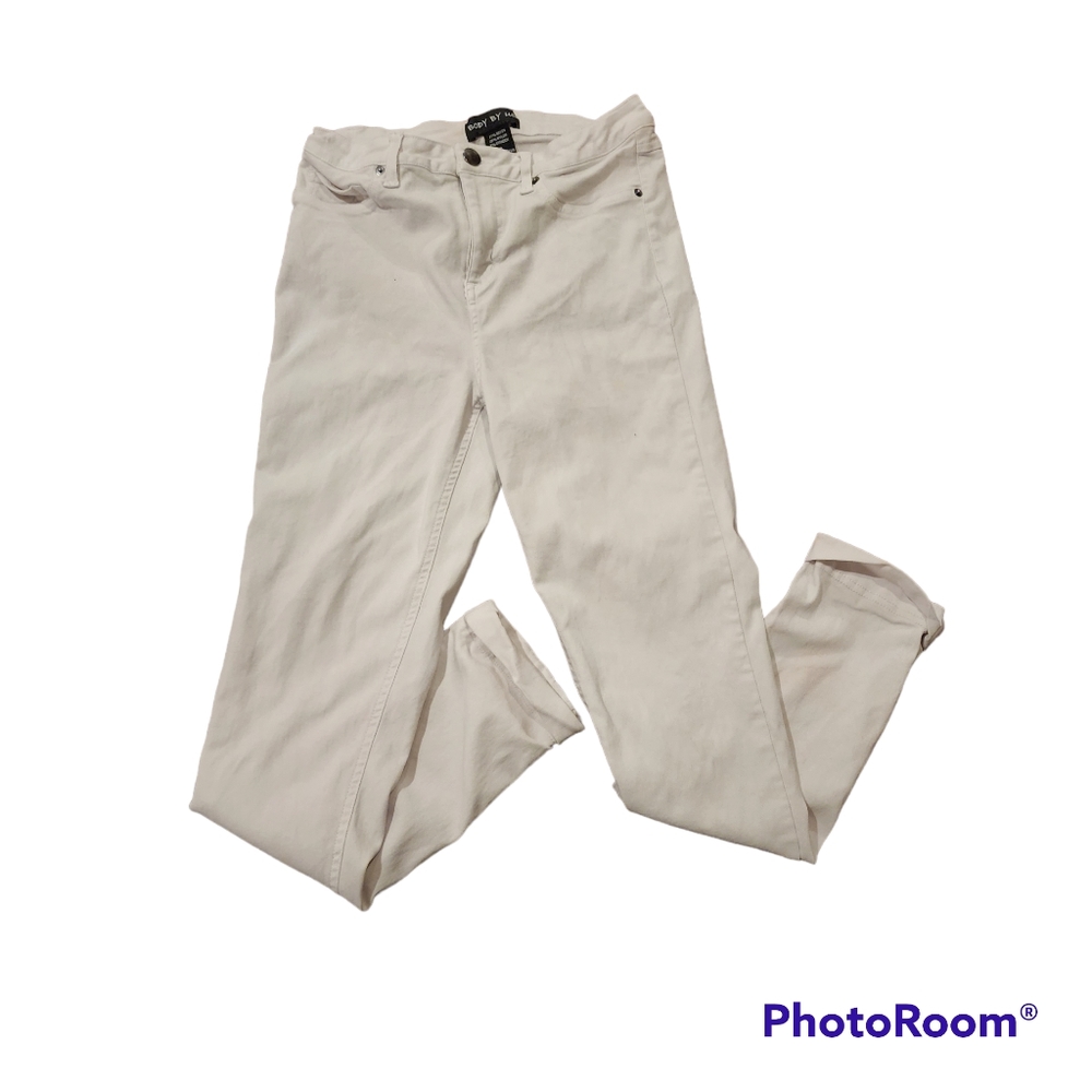 Body by Us skinny white cuffed jeans